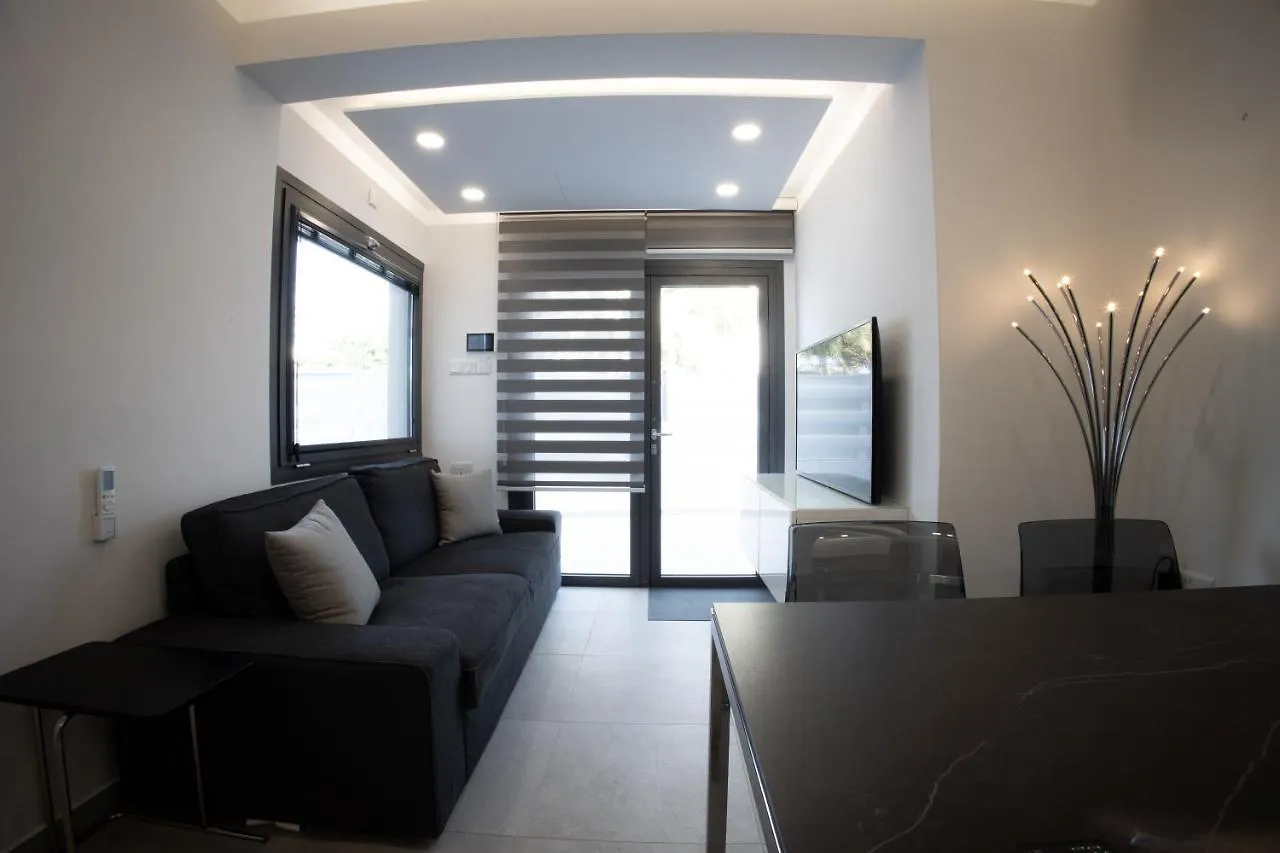 Phaedrus Living: Luxury Mackenzie Flat Apartment Larnaca